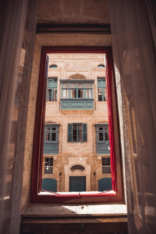 Palazzo Del Pazzo Apartment Валета Екстериор снимка