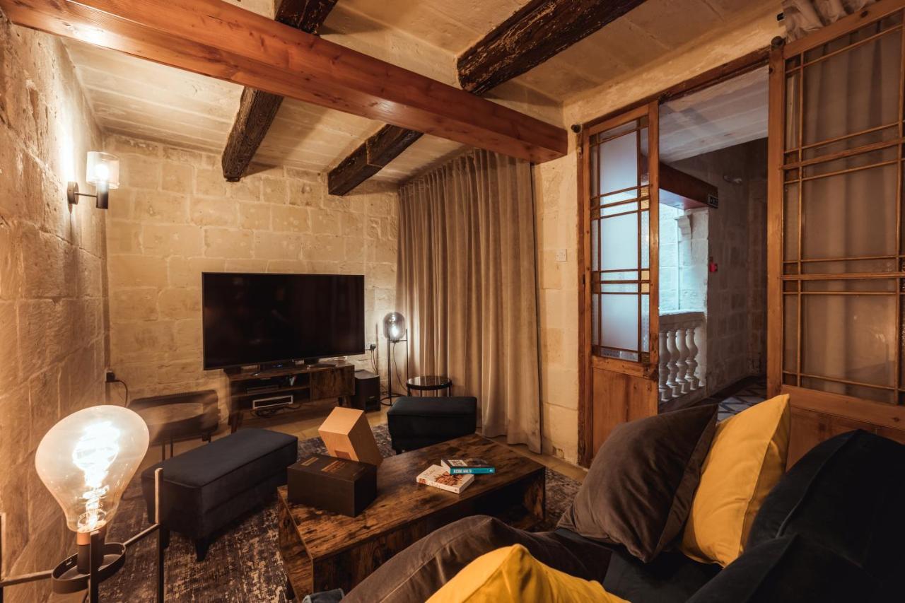 Palazzo Del Pazzo Apartment Валета Екстериор снимка