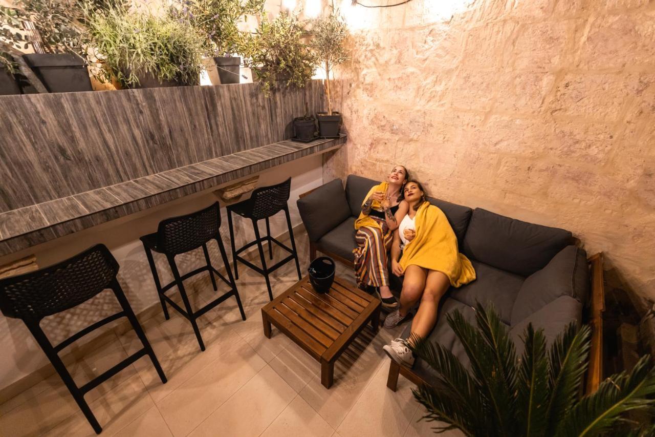 Palazzo Del Pazzo Apartment Валета Екстериор снимка