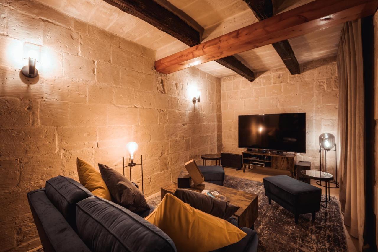 Palazzo Del Pazzo Apartment Валета Екстериор снимка