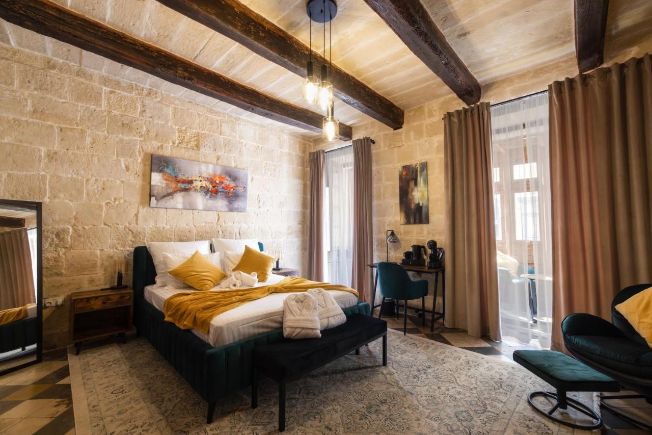 Palazzo Del Pazzo Apartment Валета Екстериор снимка