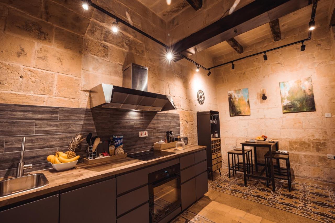 Palazzo Del Pazzo Apartment Валета Екстериор снимка